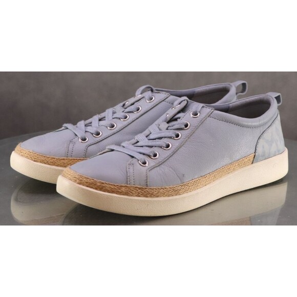 Vionic Women's Wing Sneaker Shoes Size 9 Sky Leopard Embossed Leather Light Blue - Picture 1 of 12